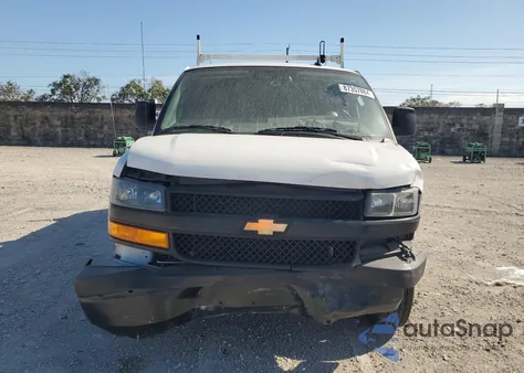 2023 Chevrolet Express G2500 z USA, uszkodzony, nr VIN 1GCWGAFP2P1247685
